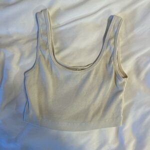 White ribbed crop top
H&M 
Small